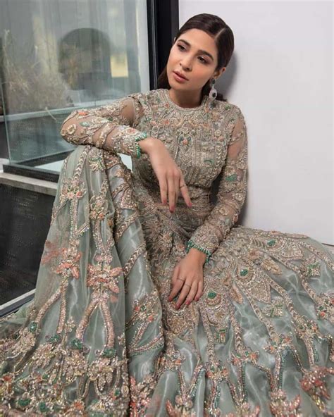 Ayesha Omar Looking Absolutely Gorgeous In Her Latest Photoshoot - Showbiz Pakistan