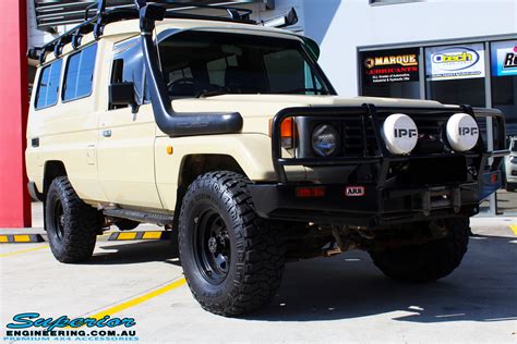 Toyota 75 Series Landcruiser Troopcarrier Beige #102875 | Superior ...