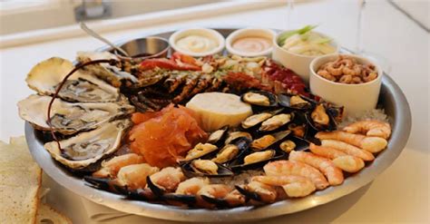 Share the Love This Valentine's with A Sumptuous Seafood Platter