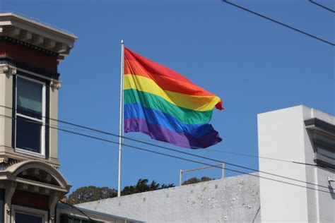 Giant Rainbow Flag, Castro | Giant Rainbow Flag (1997) Harve… | Flickr