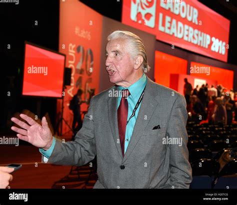 Dennis Skinner MP Bolsover Stock Photo - Alamy