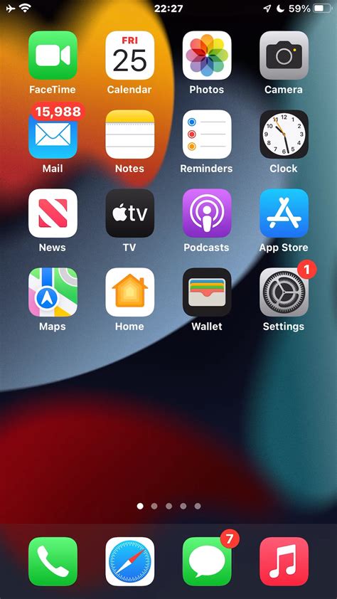 [iOS 15 beta 2, iPhone 8 Plus] If you reset the homescreen layout while in landscape on Plus ...