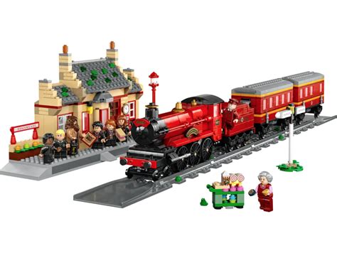 LEGO Harry Potter designer explains Hogwarts Express liphetoho