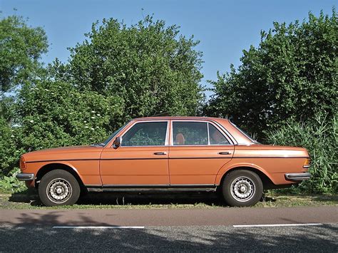 1980 MERCEDES-BENZ W123 280D | 5 cylinder diesel engine, 146… | Flickr