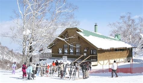 Furano Ski Resort: The Ultimate Guide for Snowboarders