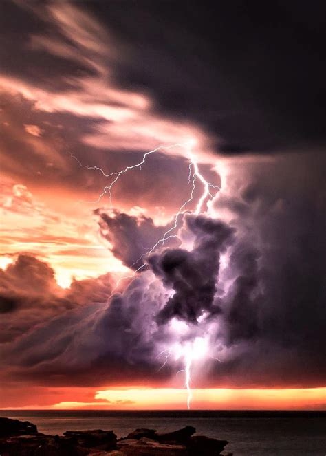 A stormy night in Broome, Western Australia | Landscape wallpaper, Nature photography, Lightning ...