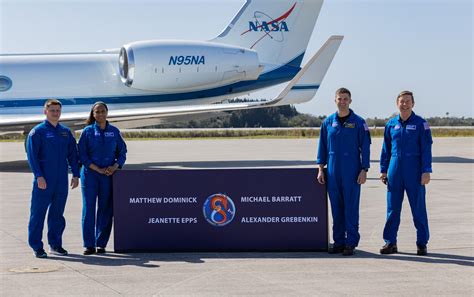 KSC-20240225-PH-KLS01_0204 | Crew members of NASA’s SpaceX C… | Flickr