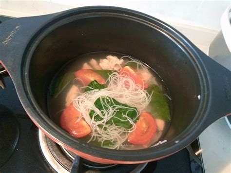 Recipe: Fish Bee Hoon Soup | JoogoStyle Home