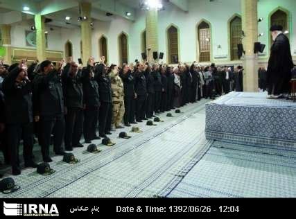 Supreme leader recieves IRGC commanders - IRNA English