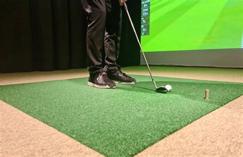 Indoor Golf Simulators: A Quick Guide and the Best Models