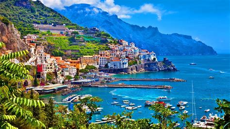 Amalfi Coast Italy, Very Beautiful Seaside Panorama - Traveldigg.com