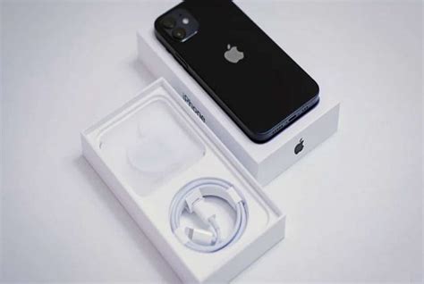 Apple Packaging Boxes: Which Packaging Do They Use?