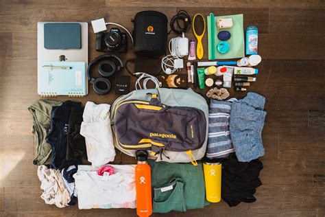 How I Pack for a 5-Day Trip in Only a Personal Item - Caroline the Photographer