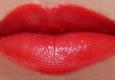 Cosmetics - notes, advices, discussions...: CORAL RED LIPSTICK