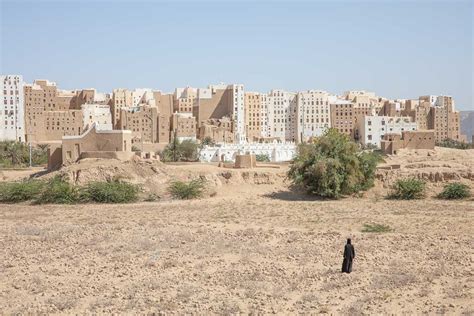 The Mud Skyscrapers Of Shibam: The Manhattan Of The Desert - The Adventures of Nicole