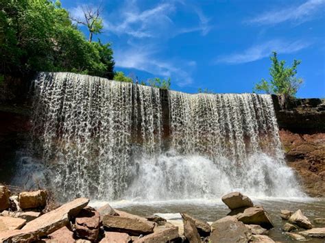 Top 10 Waterfalls in Kansas | RVshare