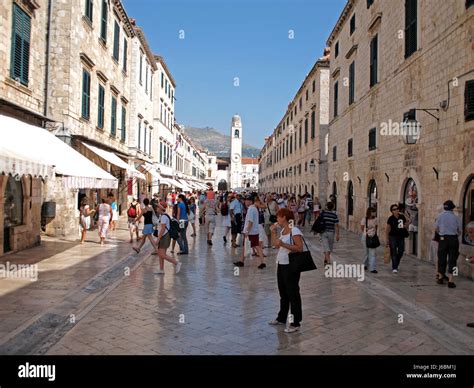 stradun dubrovnik Stock Photo - Alamy