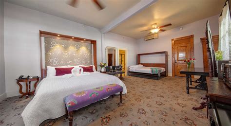 Sutter Creek Accommodations | 21 Hotel Rooms in Northern CA