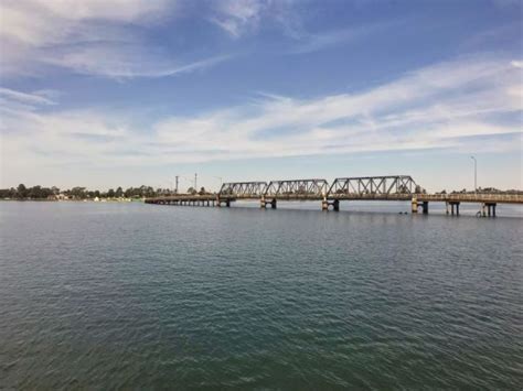 mulwala_yarrawonga_bridge_uneven – DreamScape Australia