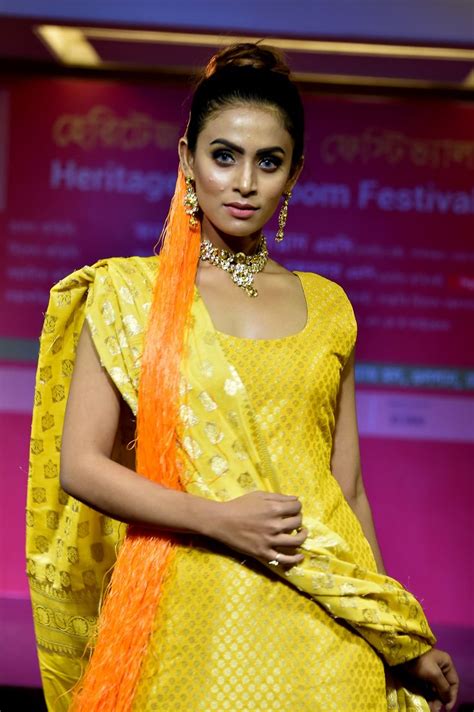 Traditional Bangladeshi Fashion at Heritage Handloom Festival