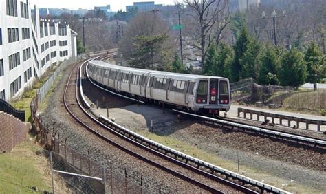 A Red Line train recently came apart. What happened? – Greater Greater Washington