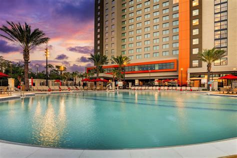 The 12 Best Hotels Near Disney World and Universal Orlando