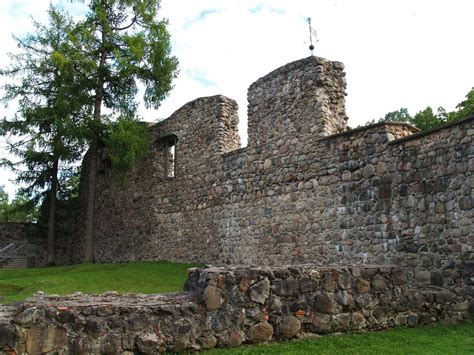 Valmiera - Order Castle Wolmar - Ancient and medieval architecture