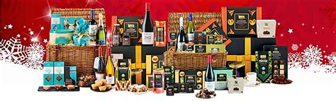 Aldi's Christmas hampers - are they good value? - MoneySavingExpert.com ...