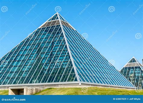 Muttart Conservatory, Edmonton Editorial Stock Image - Image of frame, clouds: 63807829
