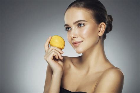 Zázrak pro pleť jménem vitamin C: Zpomalí tvorbu vrásek i pigmentových skvrn | Pro ženy | Blesk ...