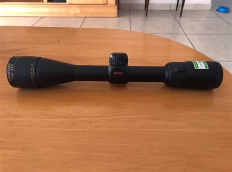 Nikon Prostaff 3-9x40 EFR scope, As new Nikon Prostaff scope, includes mounts.