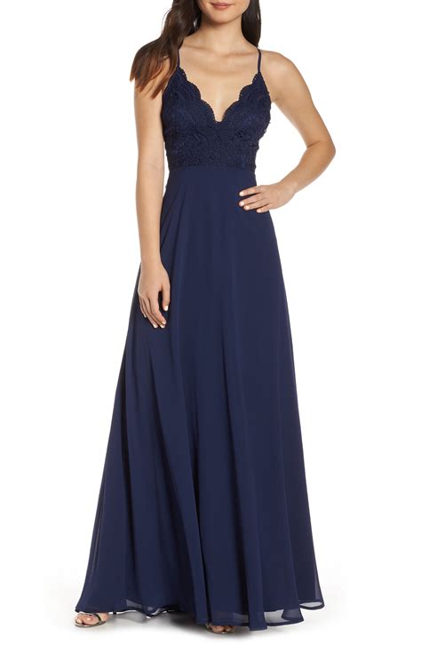 Lulus Madalyn V-Neck Lace & Chiffon Evening Dress | Nordstrom