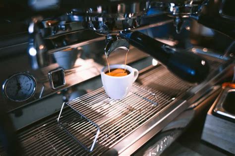 Best Commercial Espresso Machine 2019: Top 5 Beginner Units