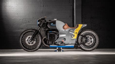 Photo Gallery: BMW R18 Custom With Aviation Flair – Motos For The Win