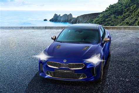 New 2022 KIA STINGER MUSCLES UP | Napleton News