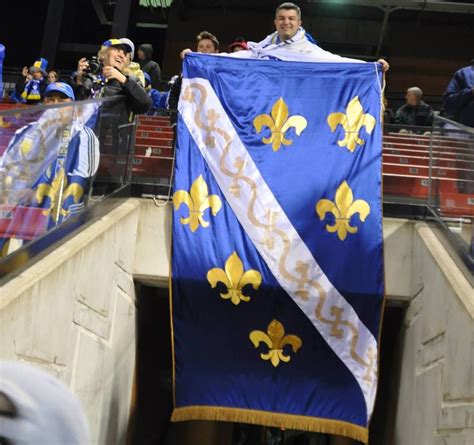 Restoration of the Bosnian Kingdom Flag - Argentina v Bosnia (Friendly - St. Louis) 2013 ...