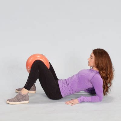 SI Joint Stretches: 7 Moves to Help Ease Sacroiliac Joint Pain