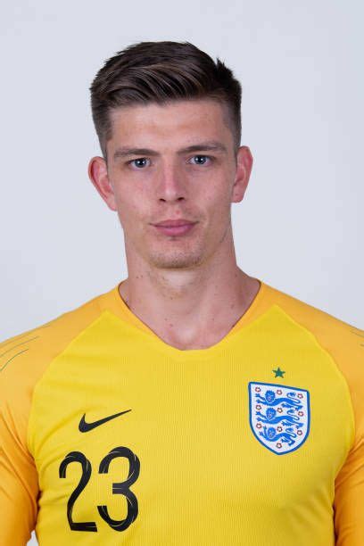 Goalkeeper Nick Pope of England poses for a portrait during the... | Selección de fútbol de ...