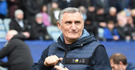 Sunderland state their 'immense respect' for Tony Mowbray as he battles ...