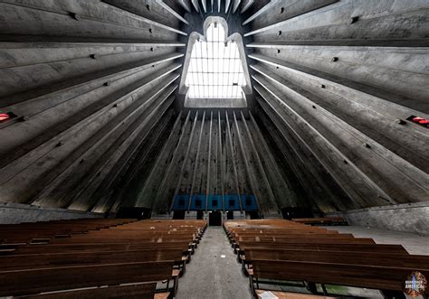 Abandoned Churches photo - Abandoned America