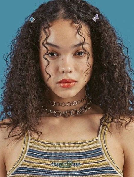 90s Hairstyles For Women That are Trending - The Trend Spotter