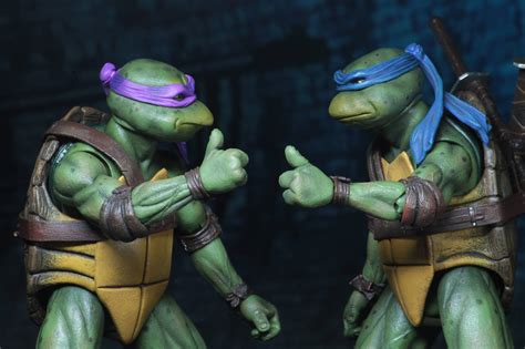 NECA Unveils an Awesome Line of TEENAGE MUTANT NINJA TURTLES 1990 Movie Action Figures! — GeekTyrant