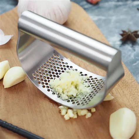 Multi function Manual Garlic Presser Curved Garlic Grinding Slicer Chopper Stainless Steel ...