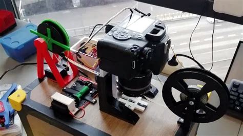 8mm Film Scanner Grows Into A Masterpiece | Hackaday