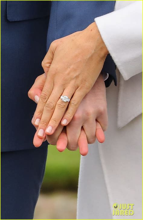 Meghan Markle's Engagement Ring Features Princess Diana's Diamonds: Photo 3992677 | Meghan ...