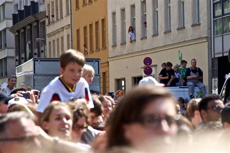 Die Mannschaft auf dem Weg zur Fanmeile, Berlin (15.07.201… | Flickr