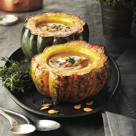 Acorn Squash Soup with Warm Spices Recipe | Chatelaine