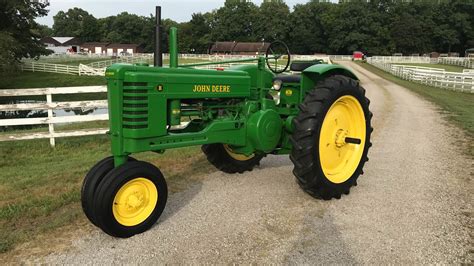 1948 John Deere B for Sale at Auction - Mecum Auctions