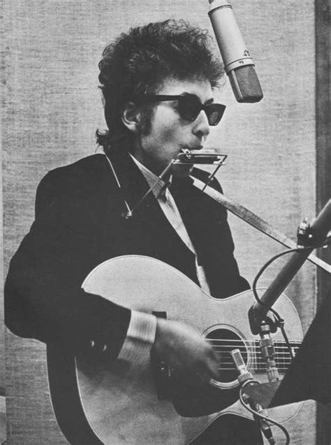 // bob dylan | Bob dylan harmonica, Bob dylan, Dylan