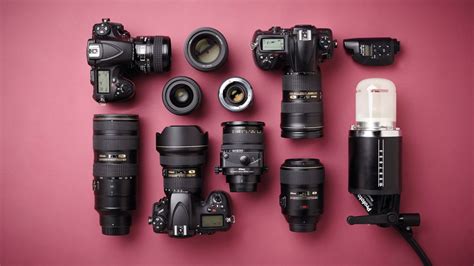 5 Essential Accessories For Your Nikon Or Canon DSLR Camera